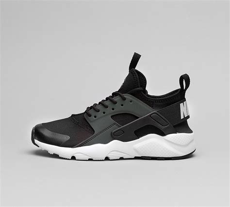 kids nike hurache|nike air huarache ultra junior.